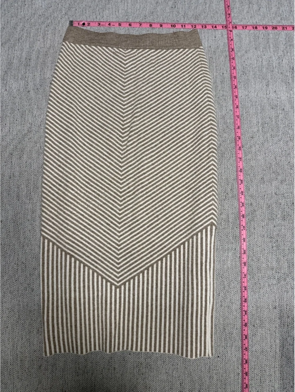 Rachel Zoe Tan Cream Chevron Knit Pull On Pencil Skirt XS